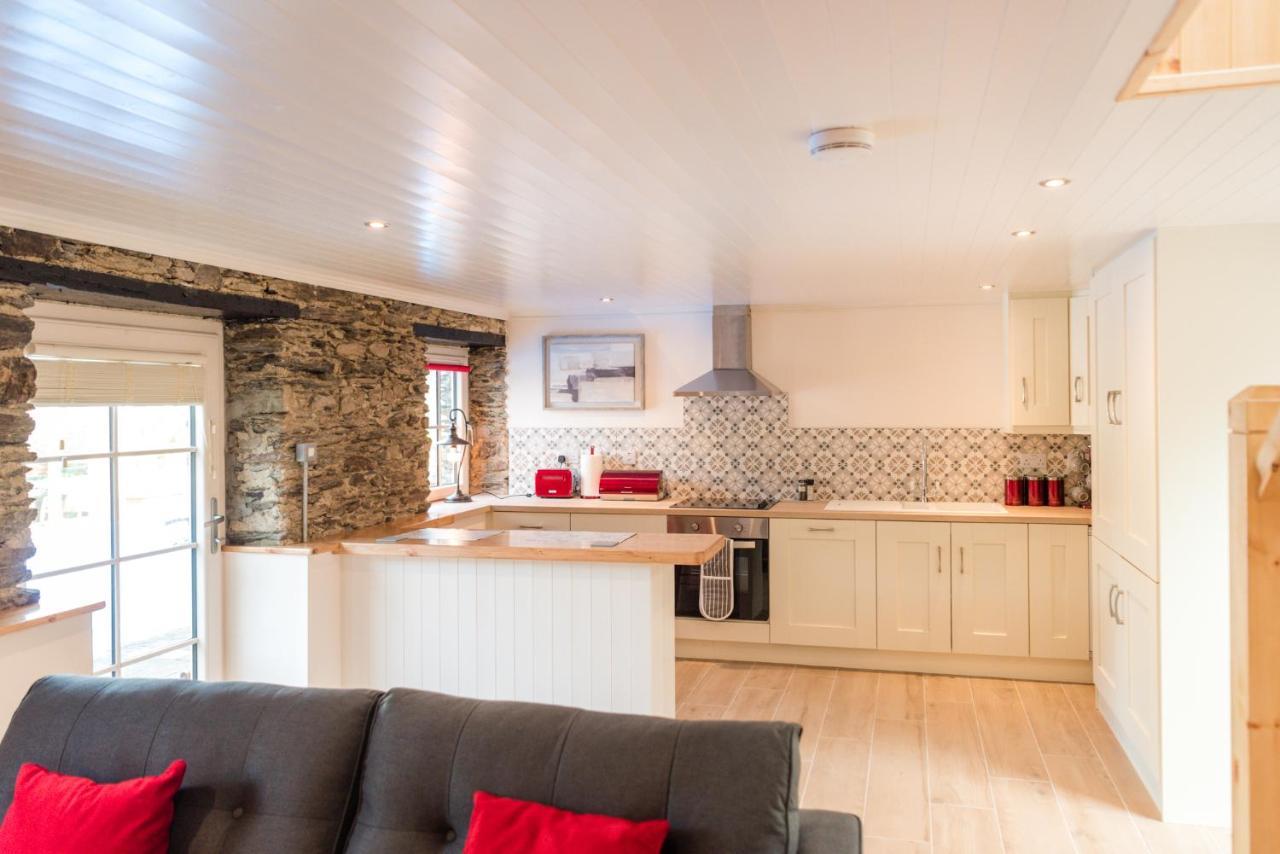 Ardnavaha House - Poolside Cottages Clonakilty Exterior foto